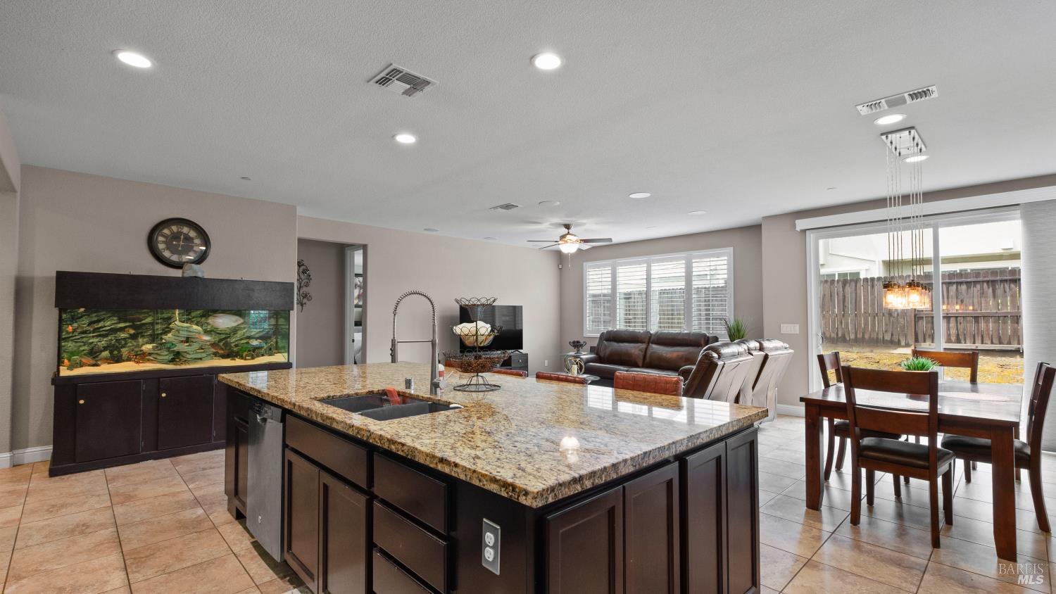 130 Clematis Street Vacaville CA 95687