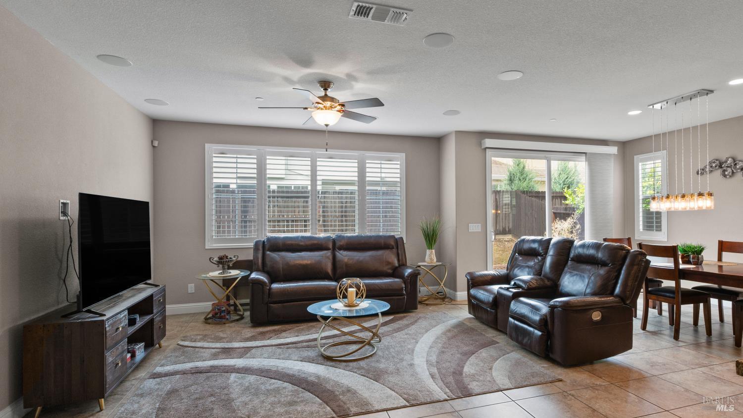 130 Clematis Street Vacaville CA 95687