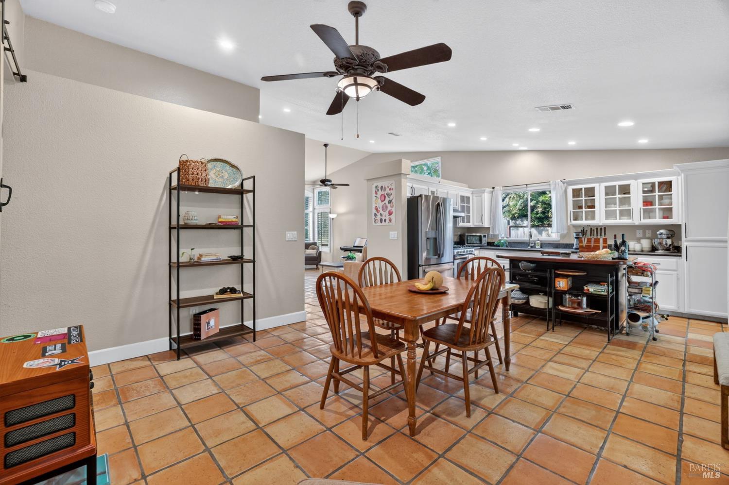 1610 W H Street Dixon CA 95620