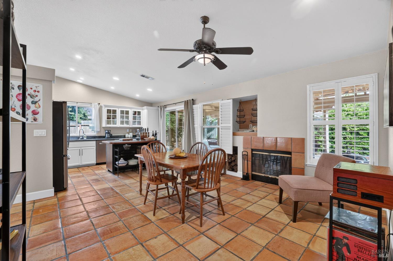 1610 W H Street Dixon CA 95620