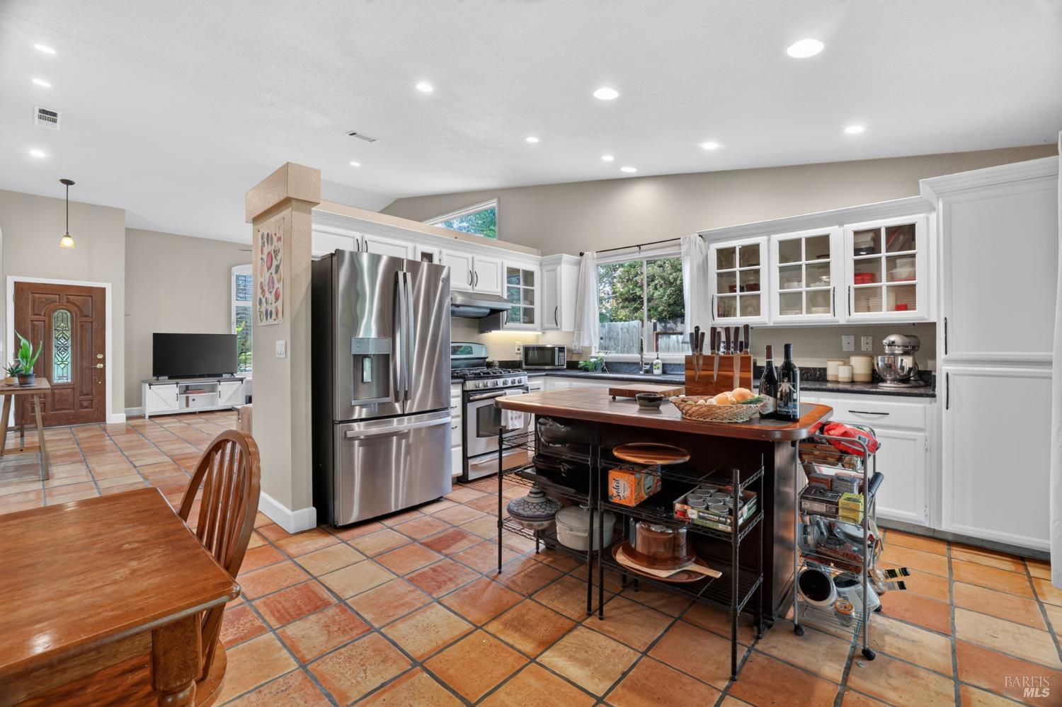 1610 W H Street Dixon CA 95620