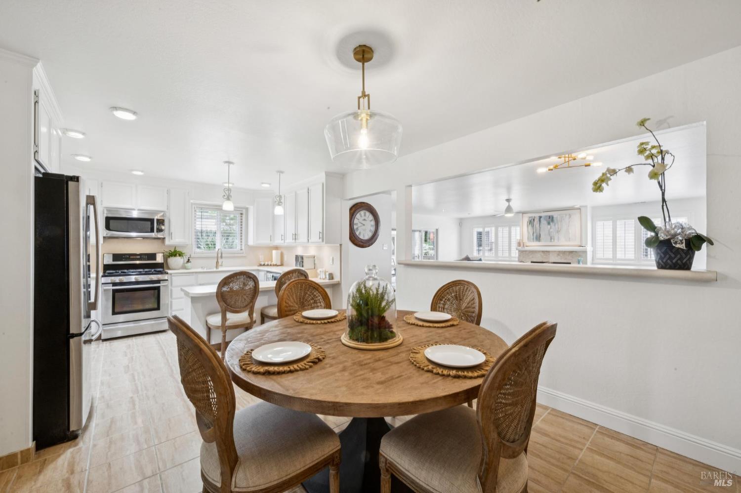 2335 Shawn Drive San Pablo CA 94806