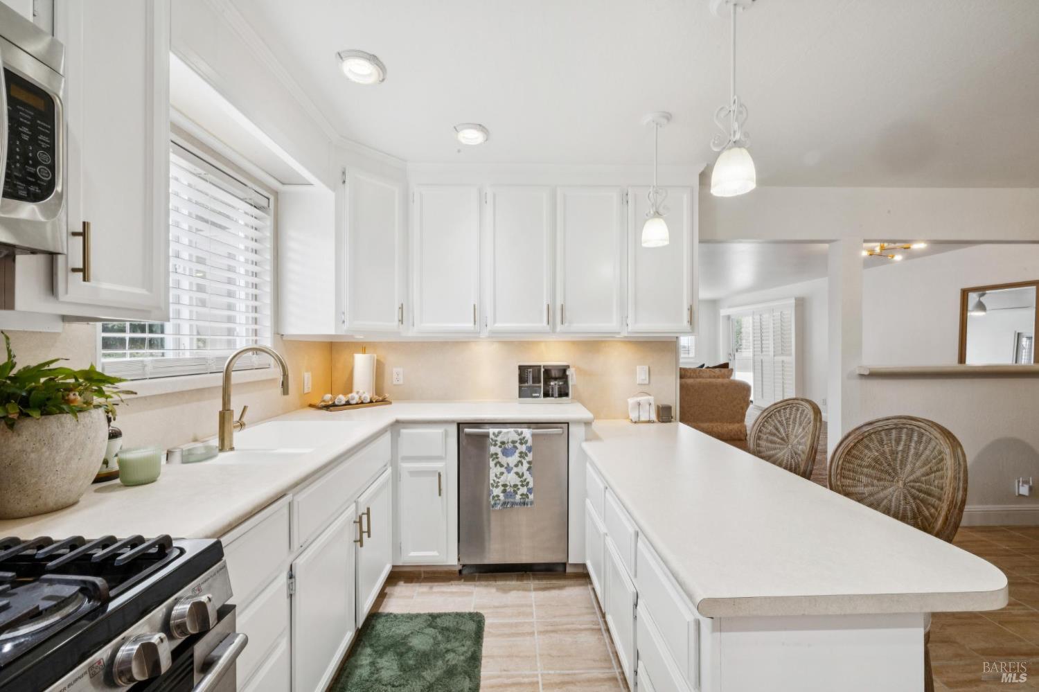 2335 Shawn Drive San Pablo CA 94806