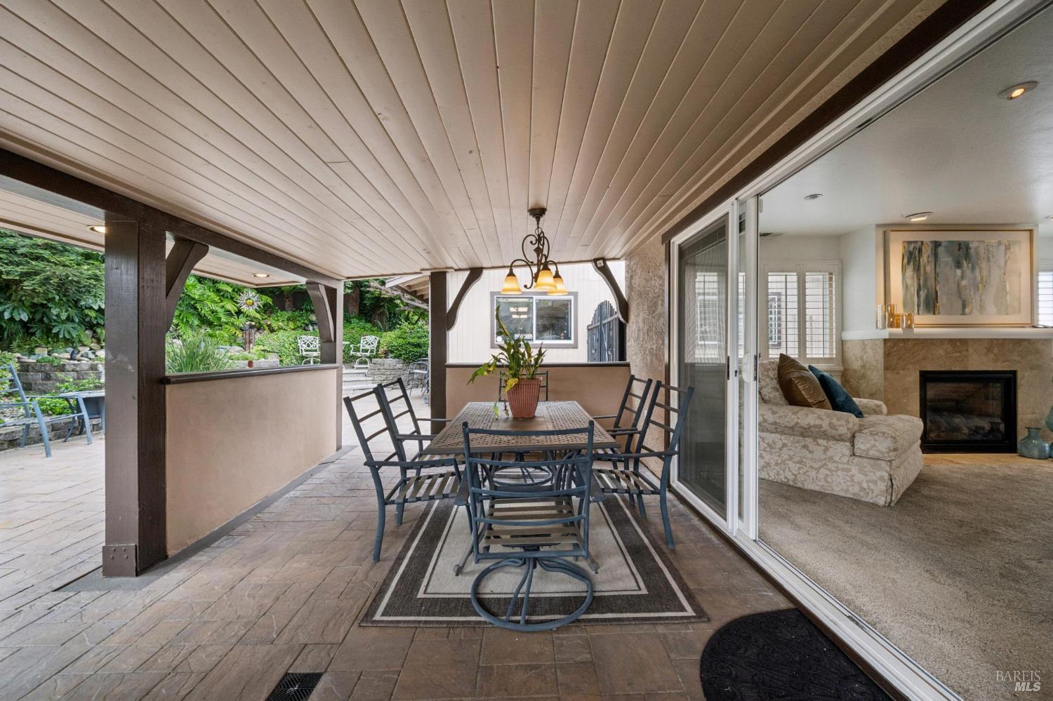 2335 Shawn Drive San Pablo CA 94806