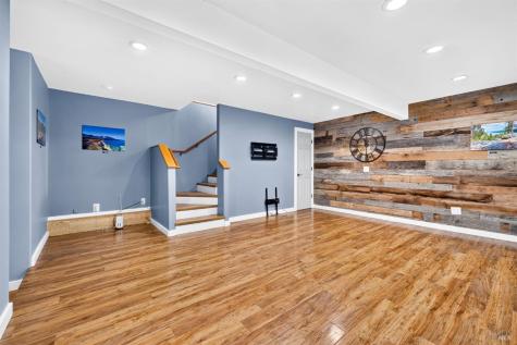 212 Farrell Drive Forestville CA 95436