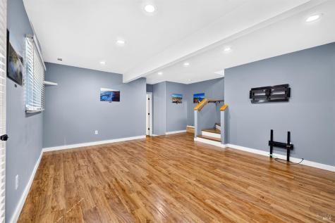 212 Farrell Drive Forestville CA 95436