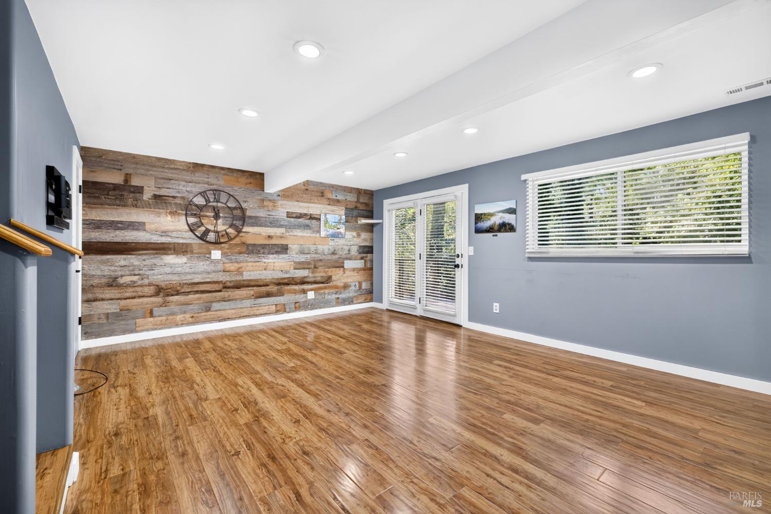 212 Farrell Drive Forestville CA 95436