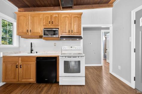 212 Farrell Drive Forestville CA 95436