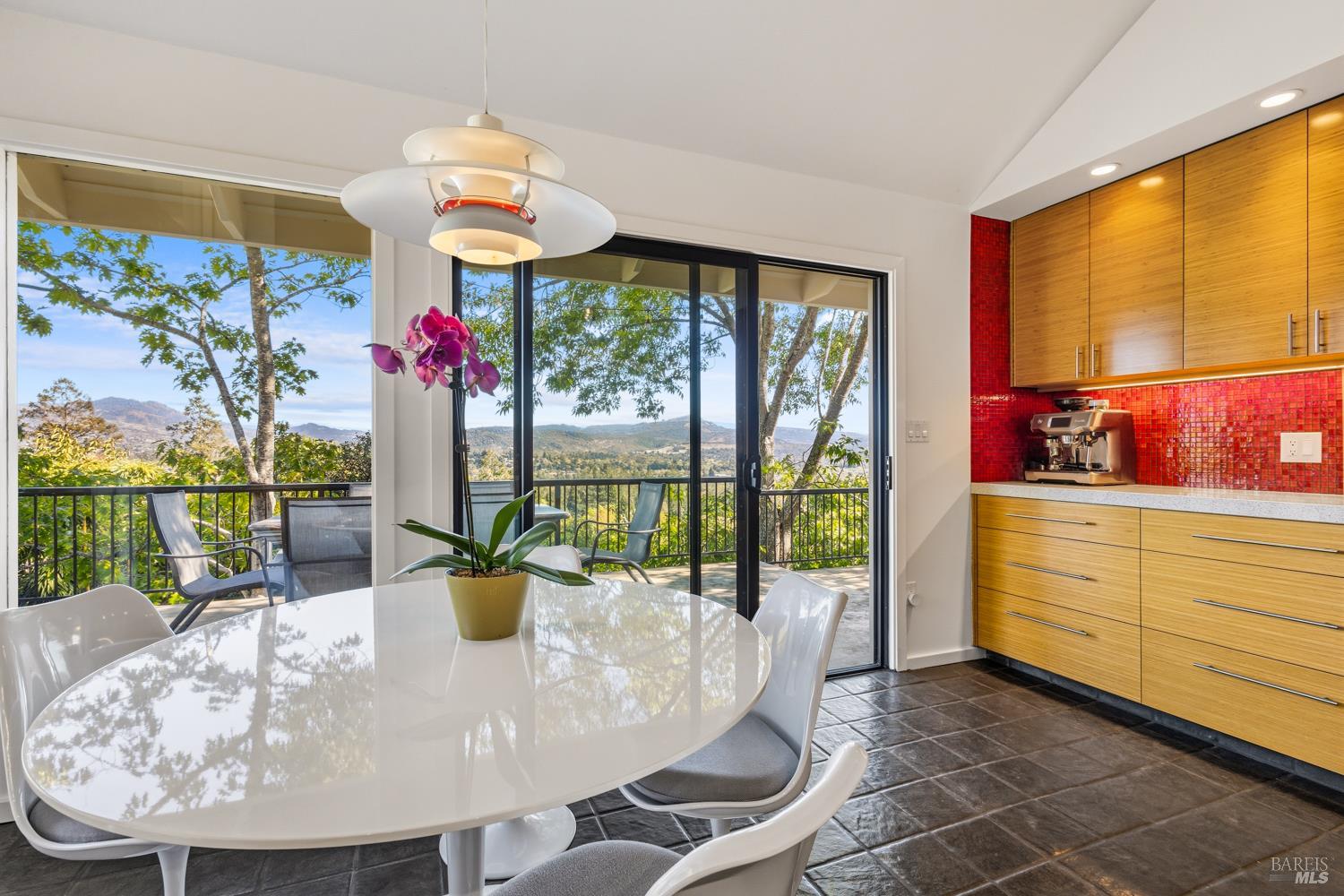 1424 Quail Court Santa Rosa CA 95404