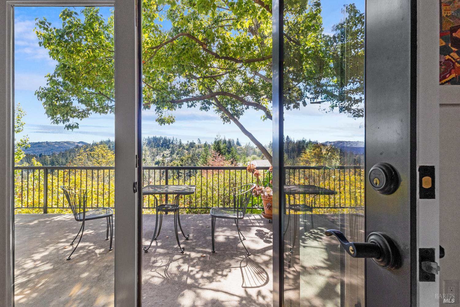 1424 Quail Court Santa Rosa CA 95404