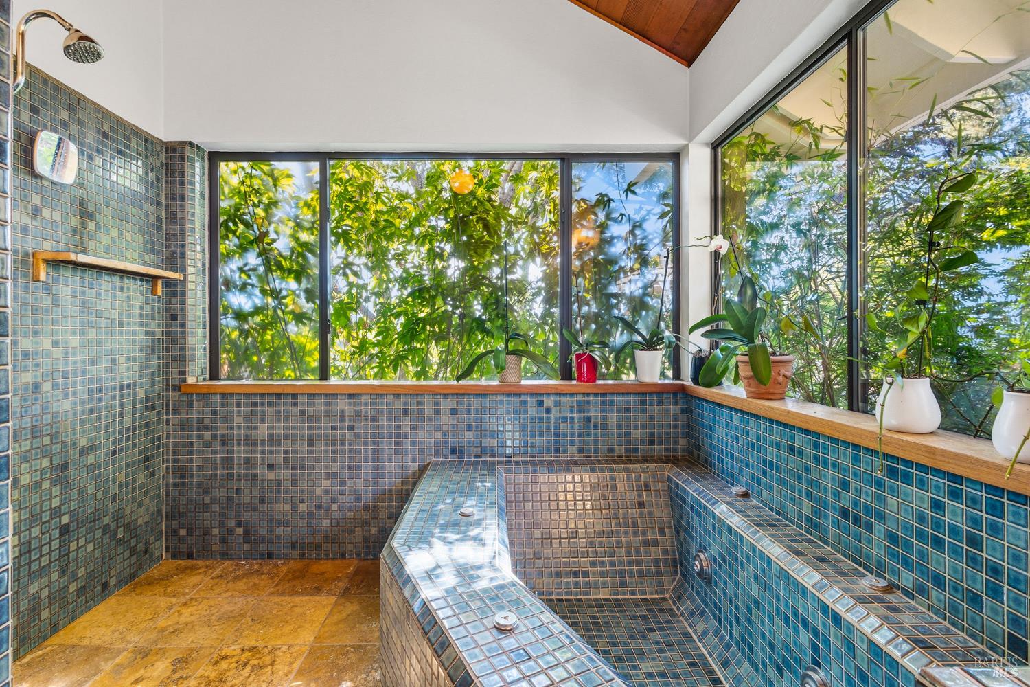 1424 Quail Court Santa Rosa CA 95404