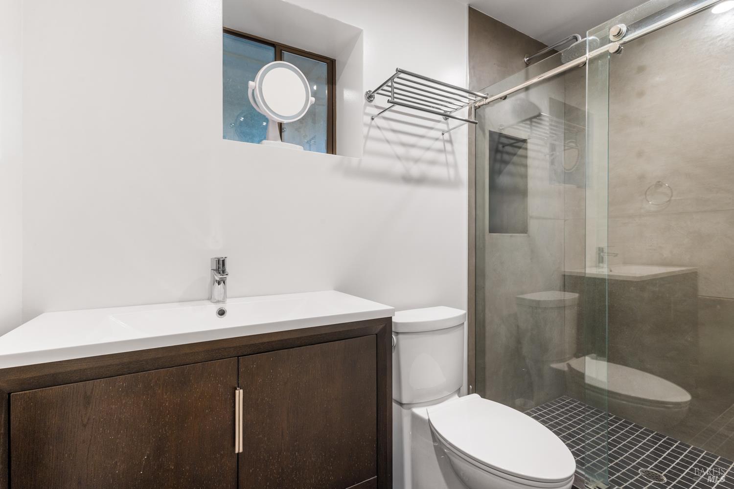 1424 Quail Court Santa Rosa CA 95404
