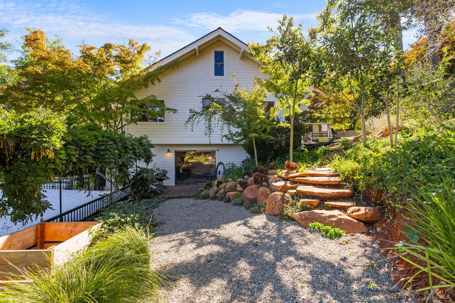 1424 Quail Court Santa Rosa CA 95404