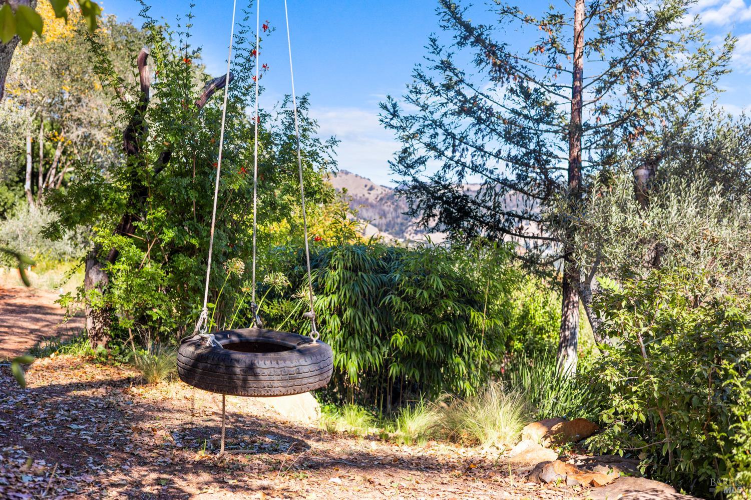 1424 Quail Court Santa Rosa CA 95404