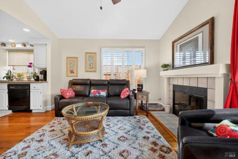 8536 Planetree Drive Windsor CA 95492