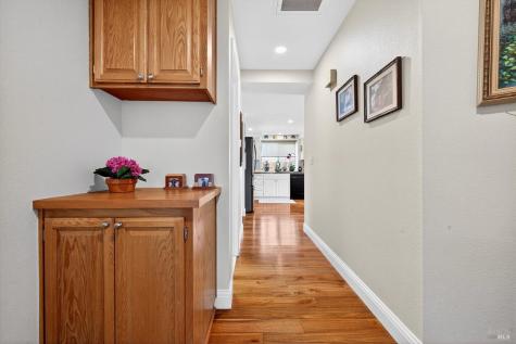 8536 Planetree Drive Windsor CA 95492