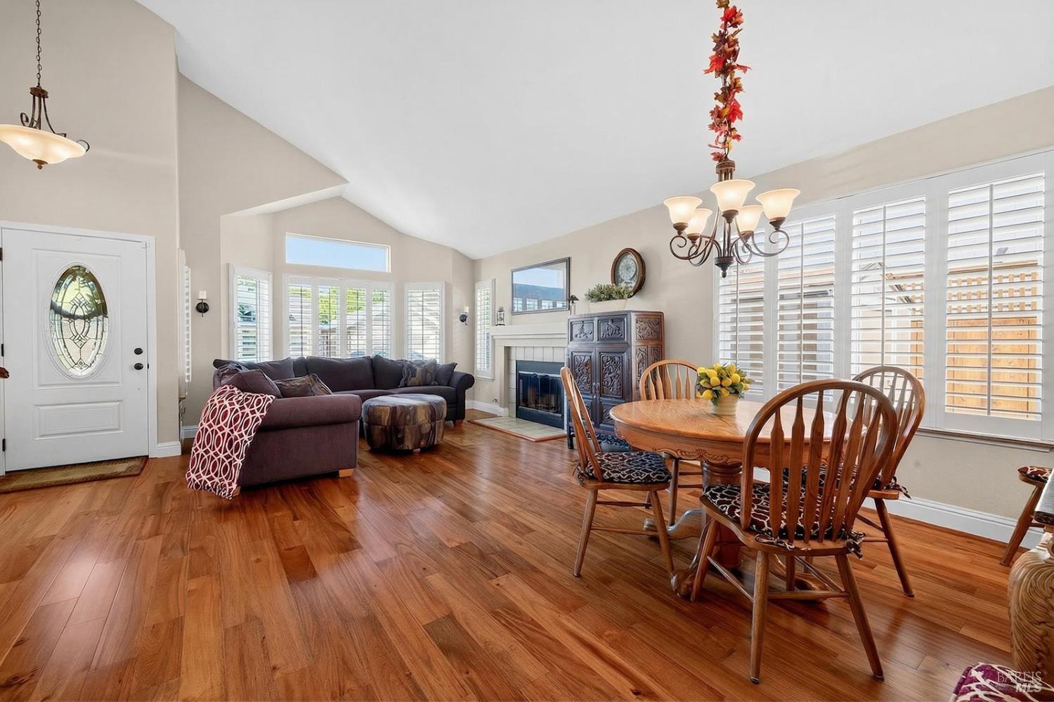 8536 Planetree Drive Windsor CA 95492