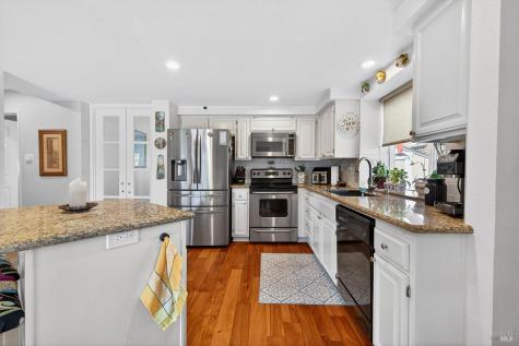 8536 Planetree Drive Windsor CA 95492