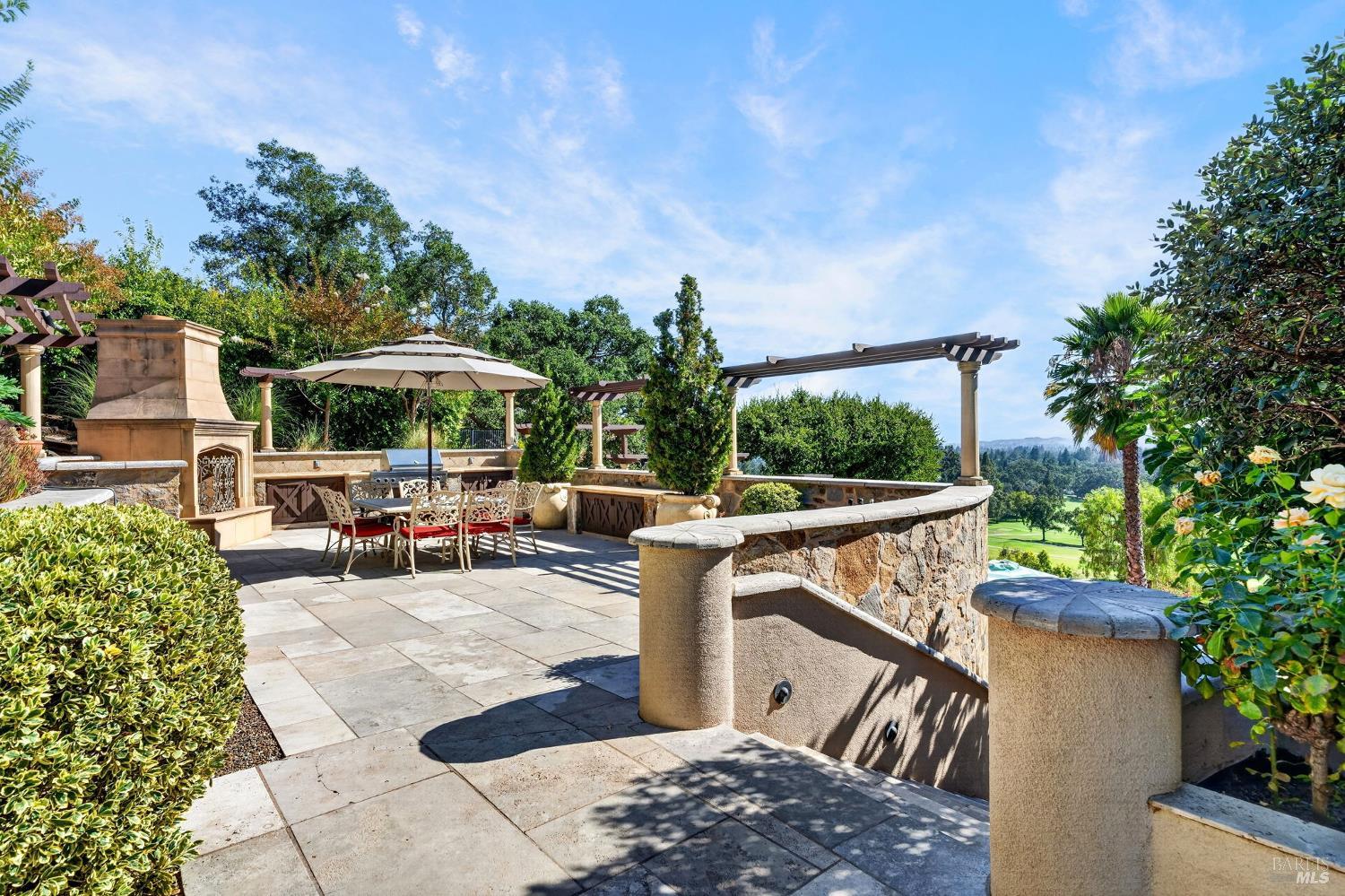 1176 Castle Oaks Drive Napa CA 94558