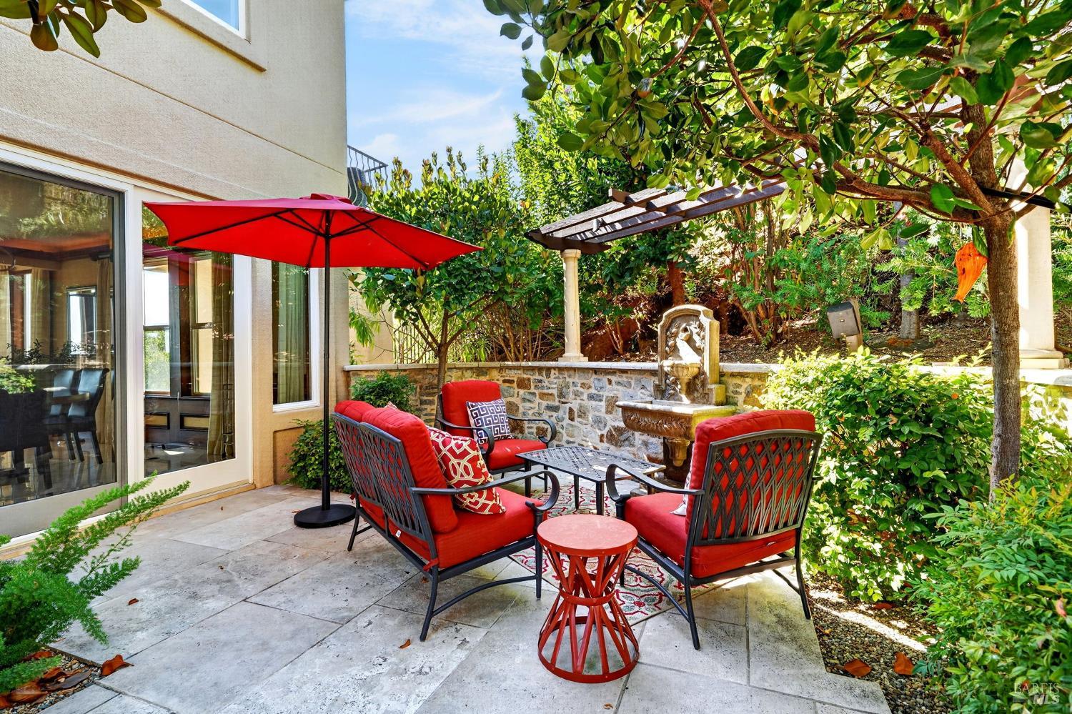 1176 Castle Oaks Drive Napa CA 94558