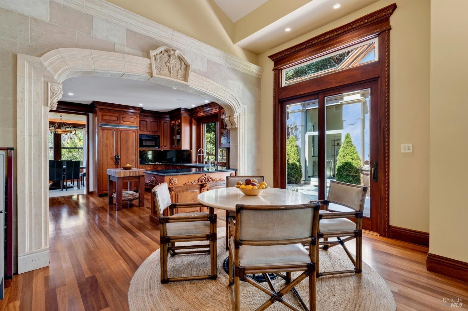 1176 Castle Oaks Drive Napa CA 94558