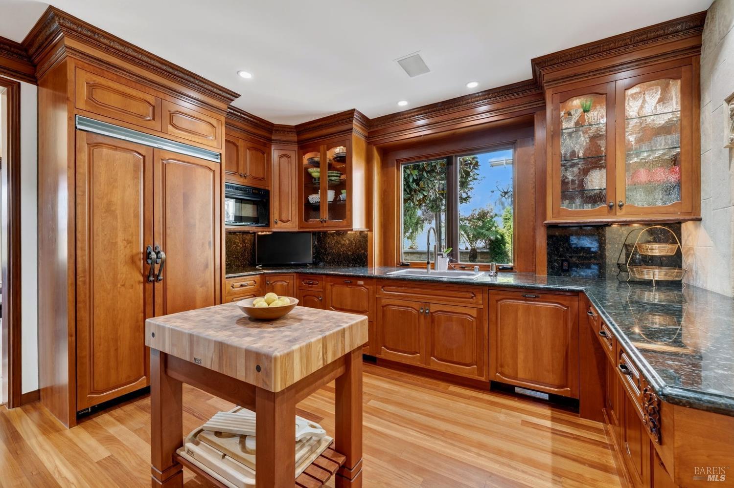 1176 Castle Oaks Drive Napa CA 94558