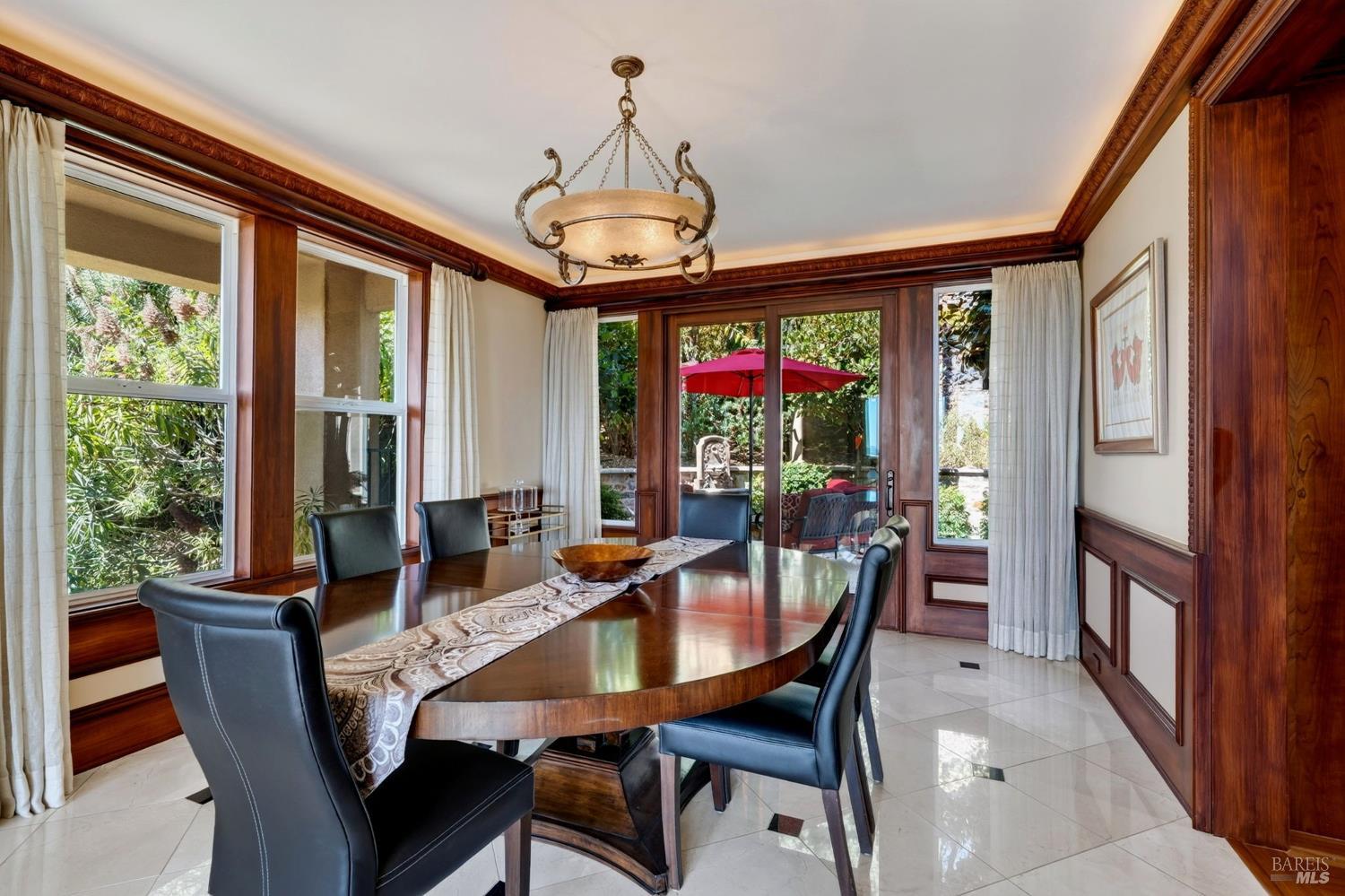 1176 Castle Oaks Drive Napa CA 94558