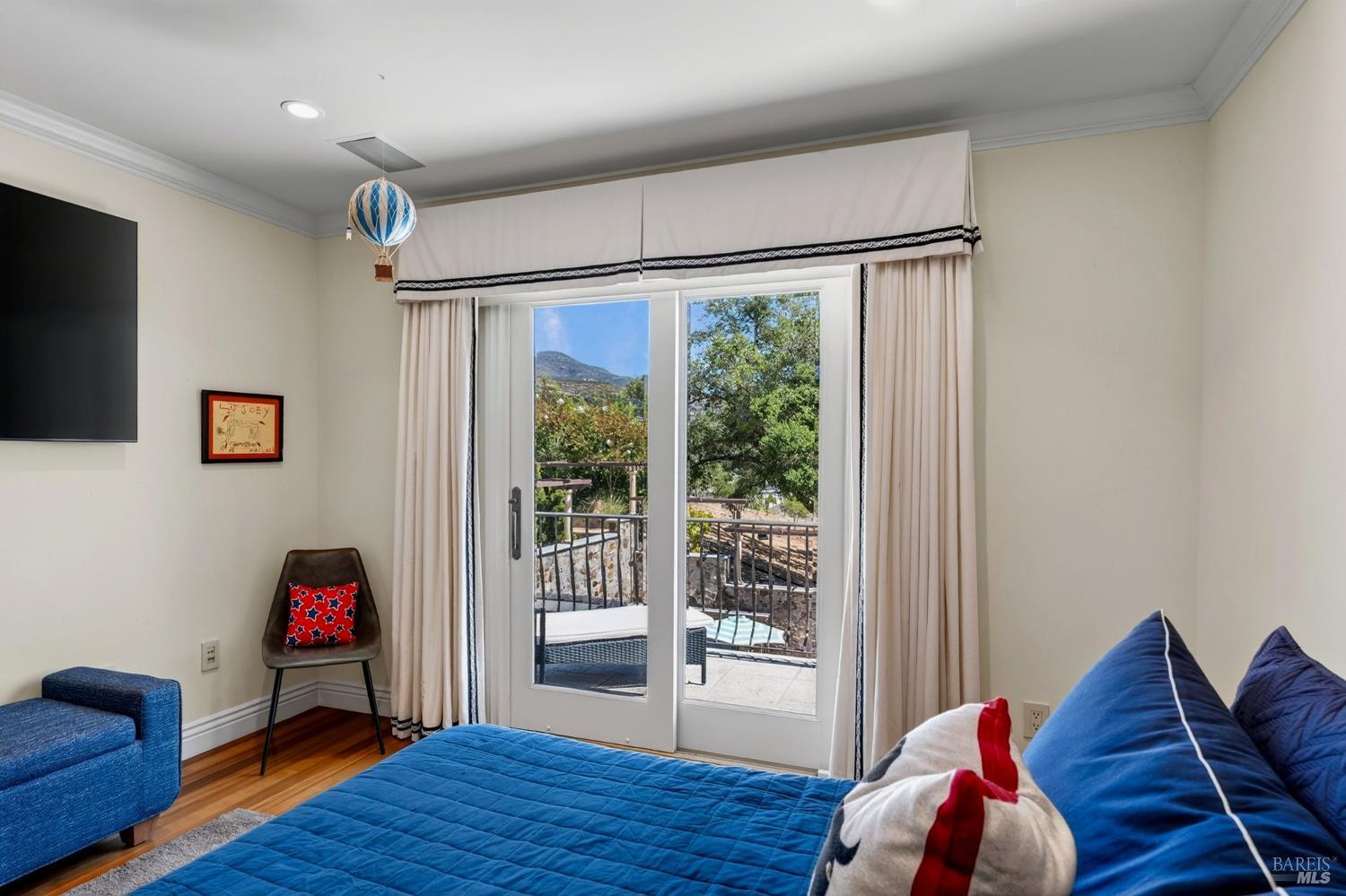 1176 Castle Oaks Drive Napa CA 94558