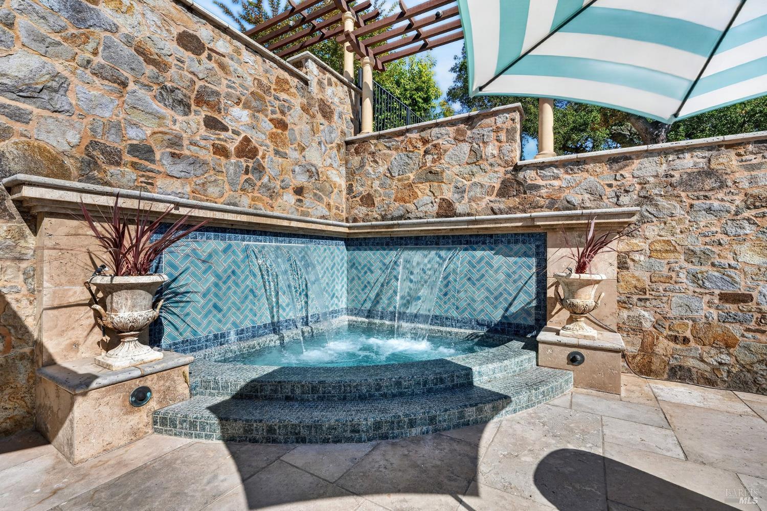 1176 Castle Oaks Drive Napa CA 94558