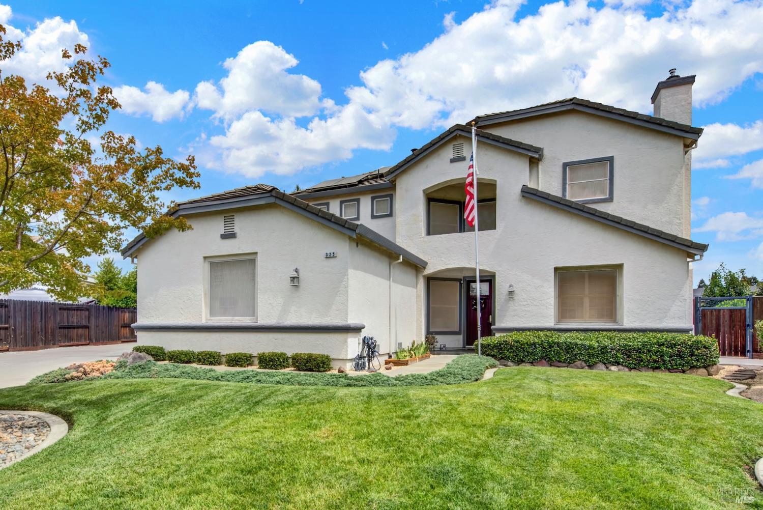 325 Stoneridge Circle Vacaville CA 95687
