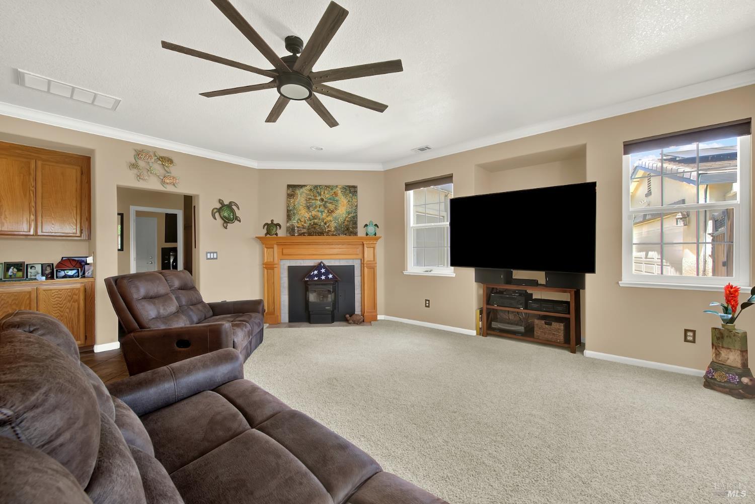 325 Stoneridge Circle Vacaville CA 95687