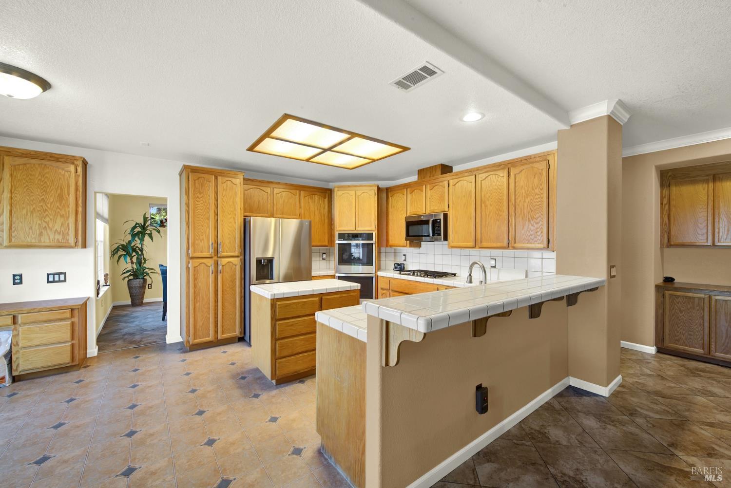 325 Stoneridge Circle Vacaville CA 95687