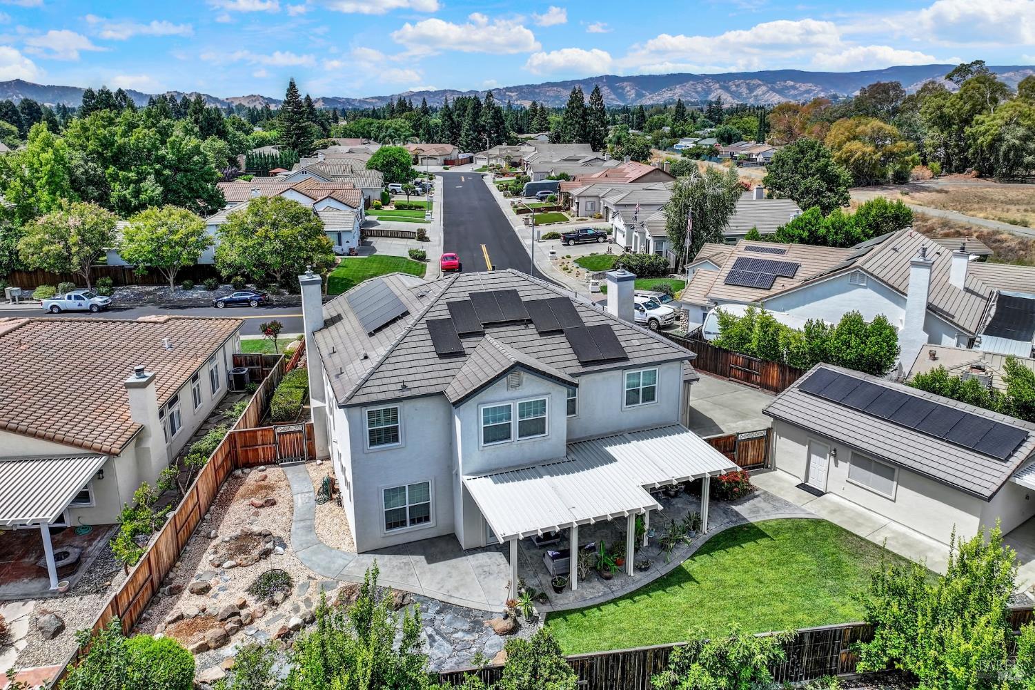 325 Stoneridge Circle Vacaville CA 95687
