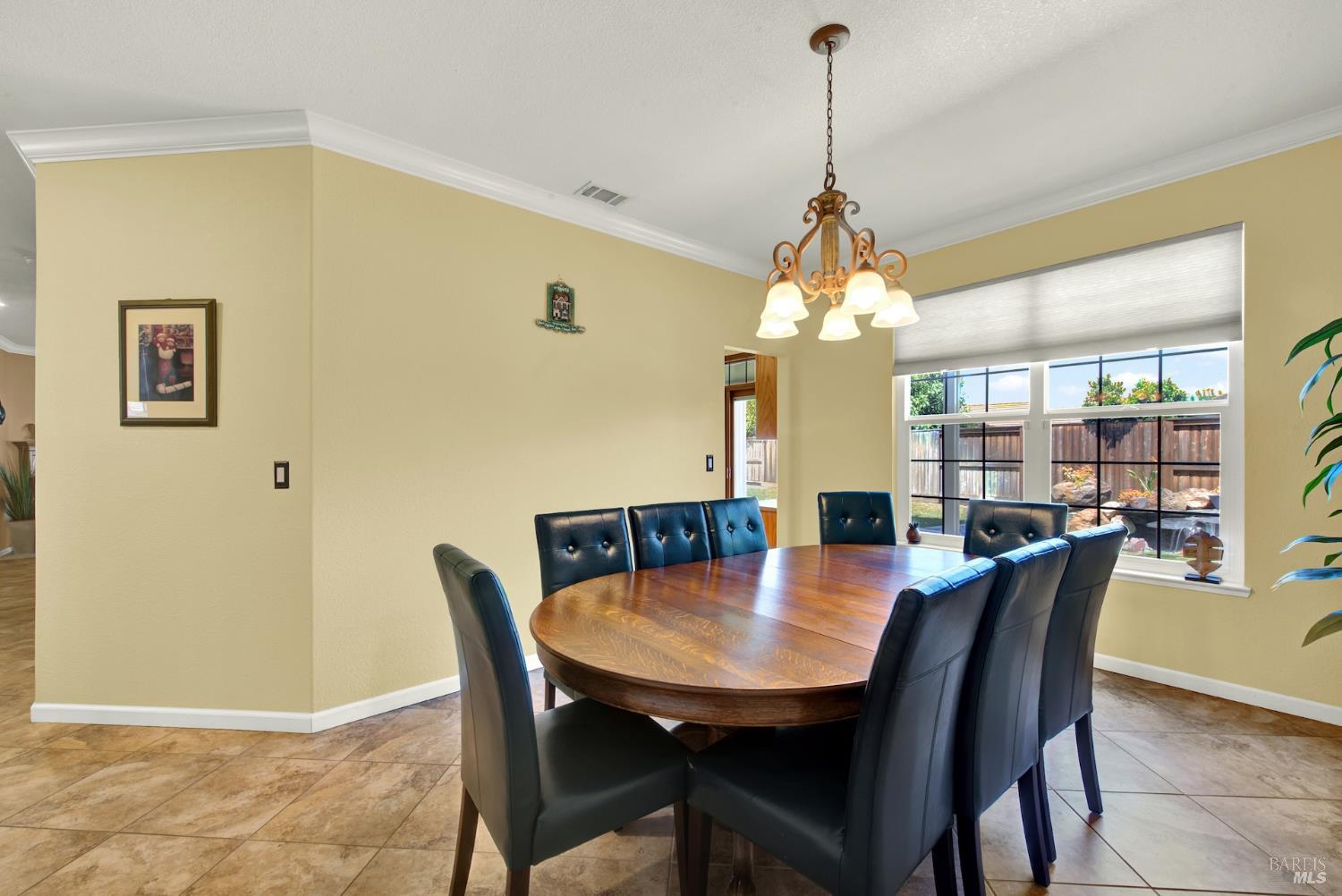 325 Stoneridge Circle Vacaville CA 95687