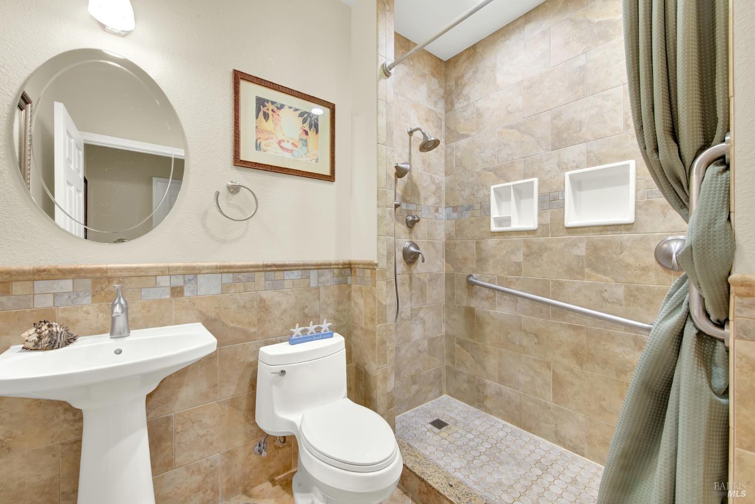 325 Stoneridge Circle Vacaville CA 95687