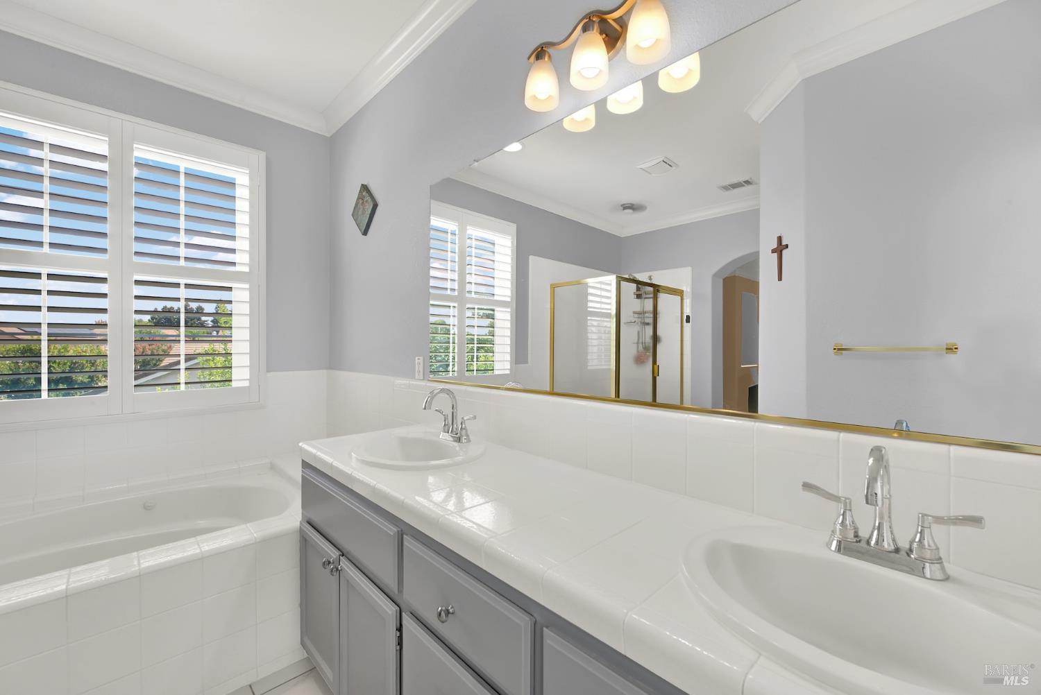 325 Stoneridge Circle Vacaville CA 95687