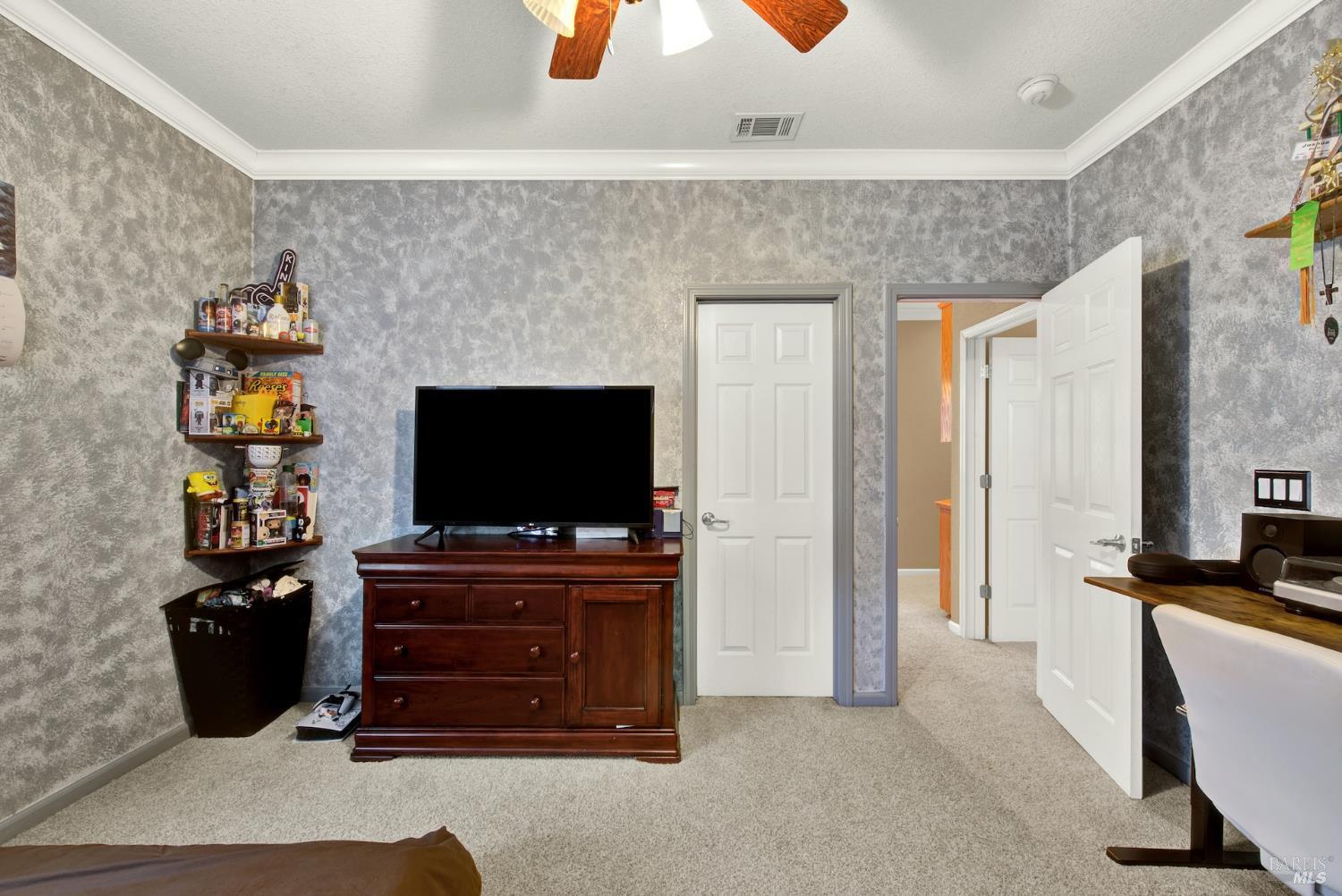 325 Stoneridge Circle Vacaville CA 95687