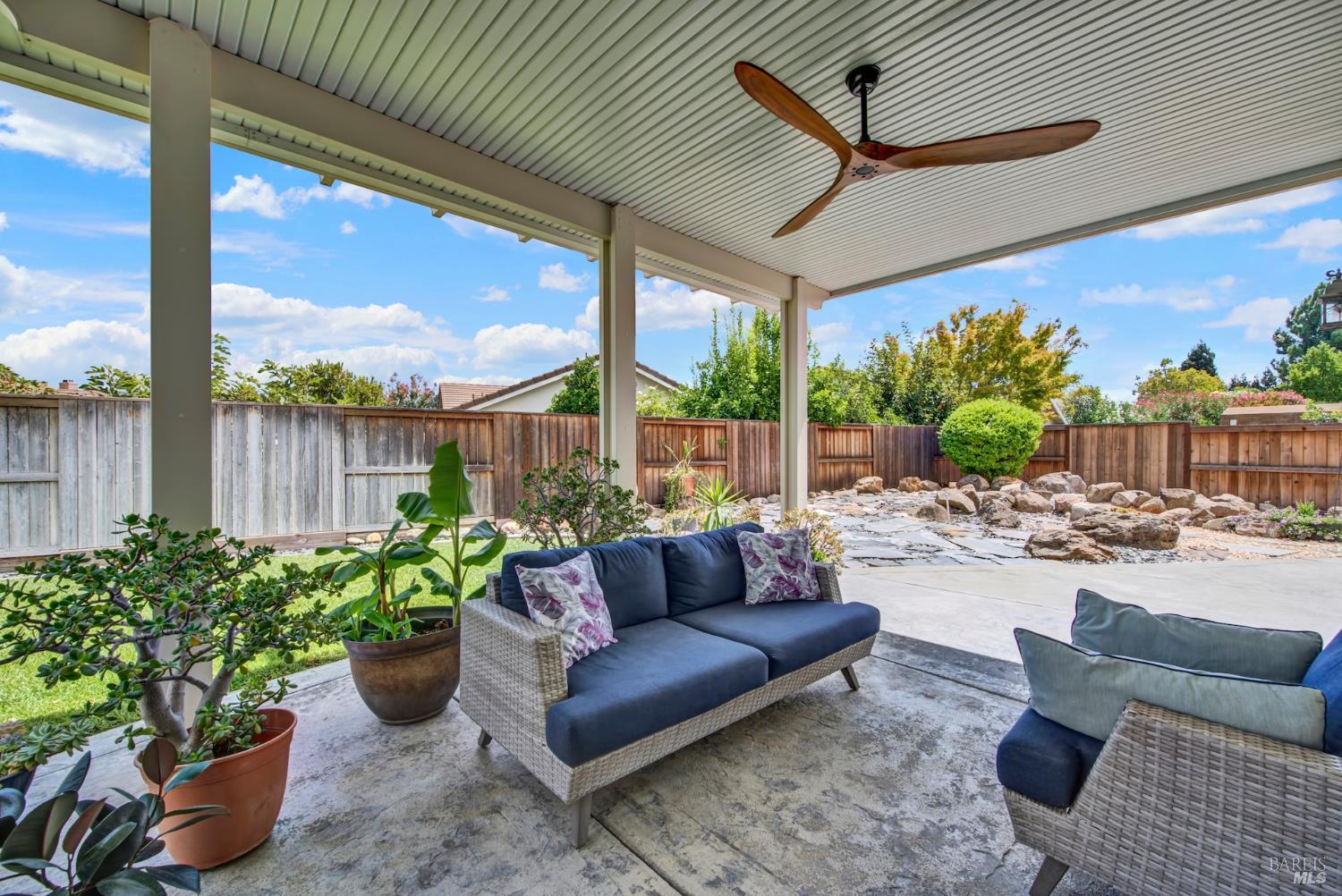 325 Stoneridge Circle Vacaville CA 95687