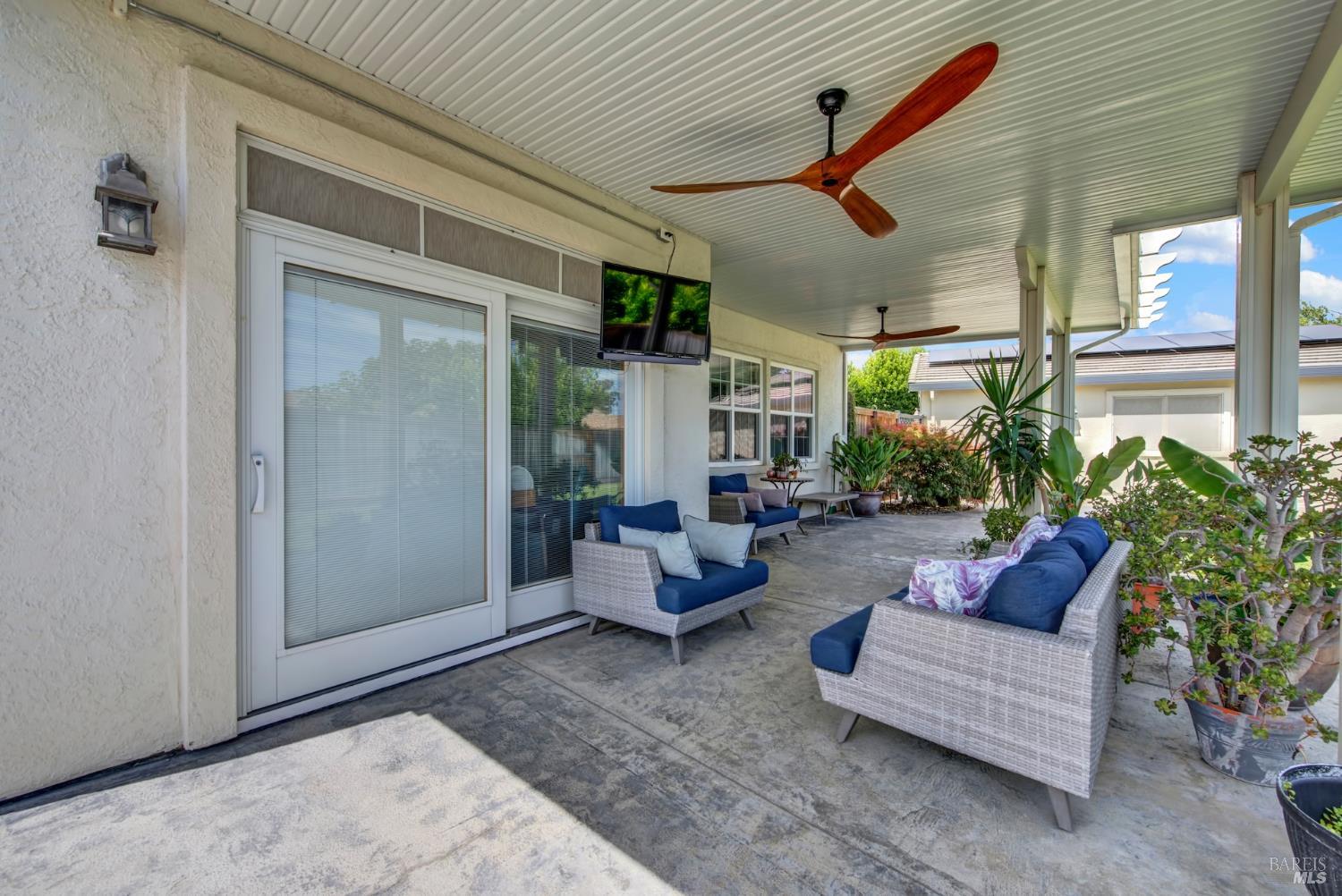 325 Stoneridge Circle Vacaville CA 95687