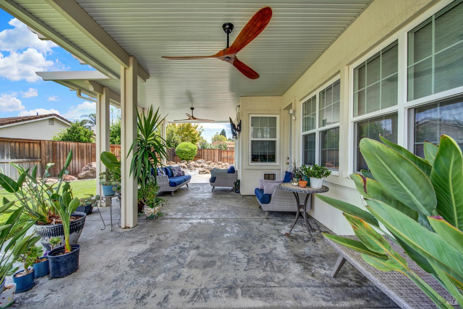 325 Stoneridge Circle Vacaville CA 95687