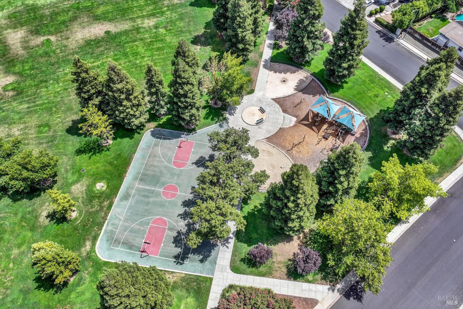 325 Stoneridge Circle Vacaville CA 95687