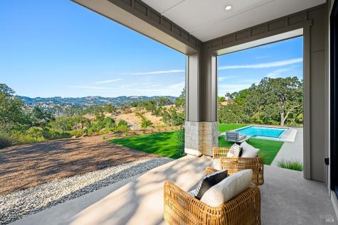 3979 Clearbrook Court Santa Rosa CA 95403