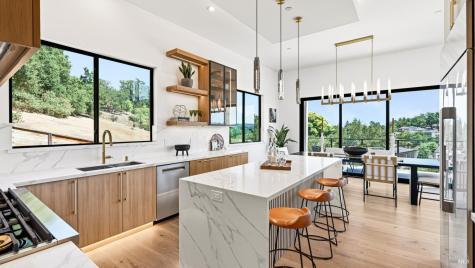 1580 Clear Ridge Drive Healdsburg CA 95448