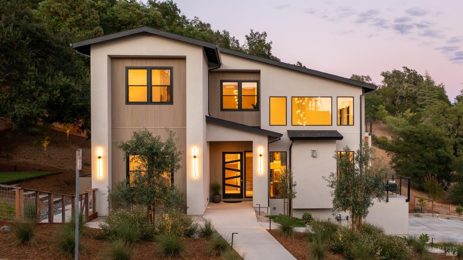 1580 Clear Ridge Drive Healdsburg CA 95448