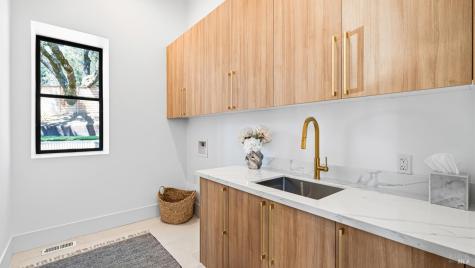 1580 Clear Ridge Drive Healdsburg CA 95448