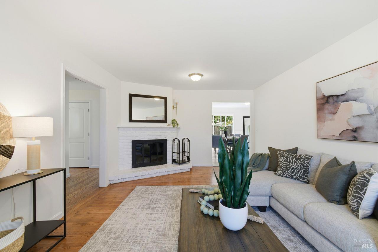 1835 Tisserand Drive Santa Rosa CA 95405