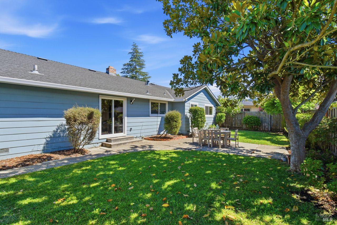 1835 Tisserand Drive Santa Rosa CA 95405