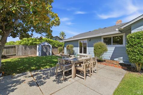 1835 Tisserand Drive Santa Rosa CA 95405