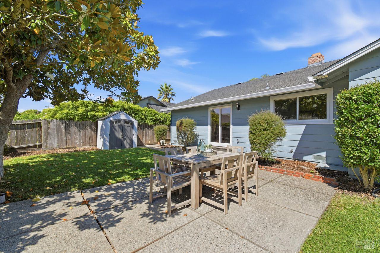 1835 Tisserand Drive Santa Rosa CA 95405