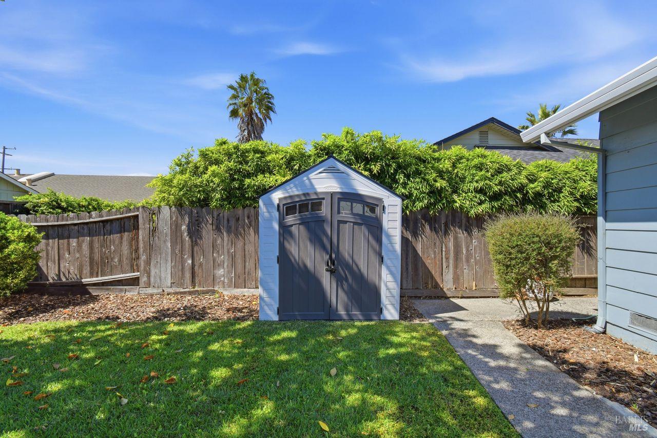 1835 Tisserand Drive Santa Rosa CA 95405